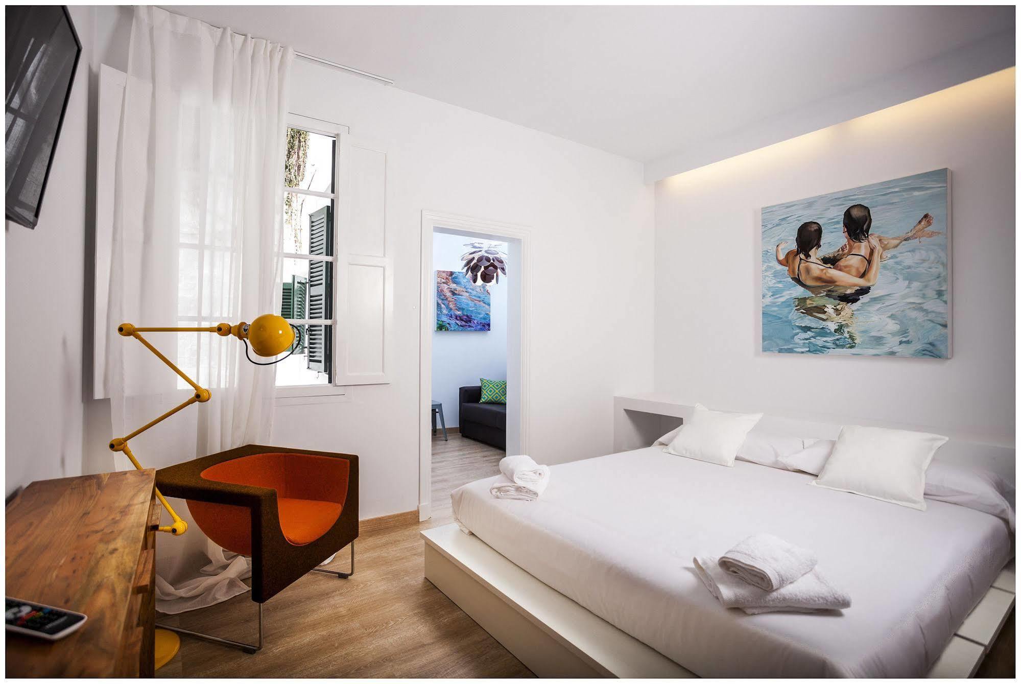 Cheap & Chic Hotel Ciutadella  Εξωτερικό φωτογραφία