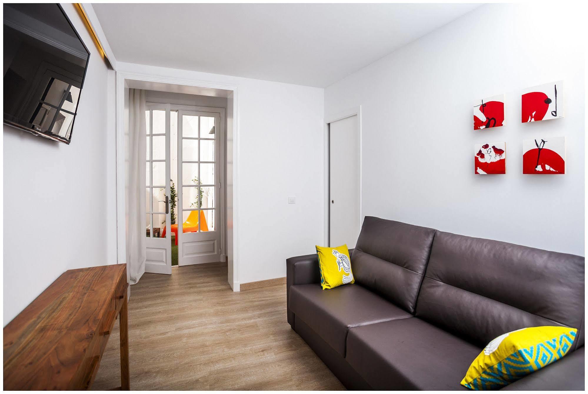 Cheap & Chic Hotel Ciutadella  Εξωτερικό φωτογραφία
